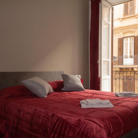 Pacini Deluxe Apartment ปาแลร์โม ภายนอก รูปภาพ