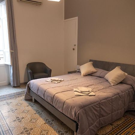 Pacini Deluxe Apartment ปาแลร์โม ภายนอก รูปภาพ