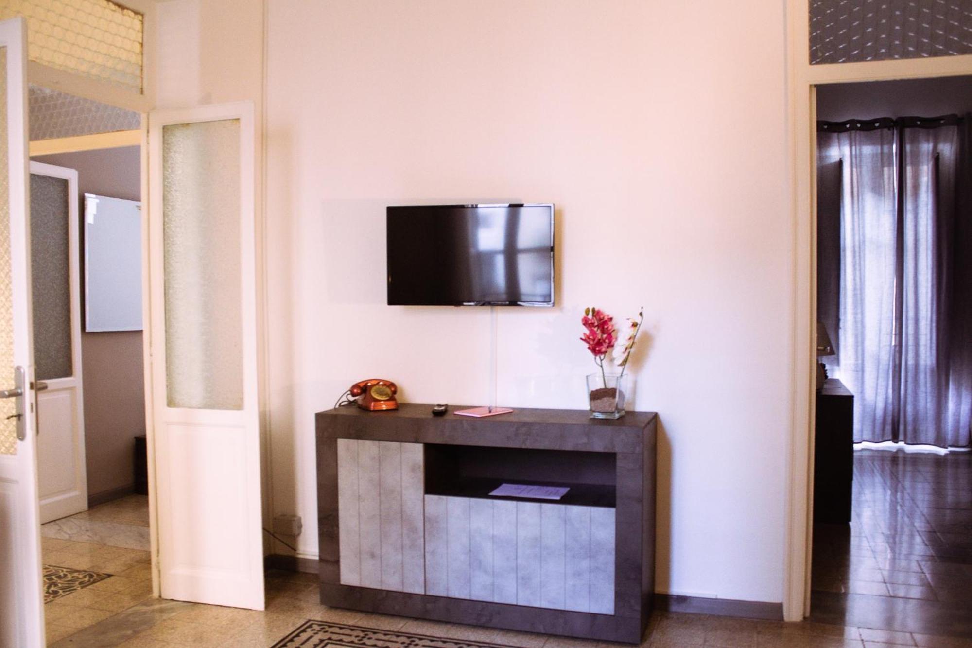 Pacini Deluxe Apartment ปาแลร์โม ภายนอก รูปภาพ